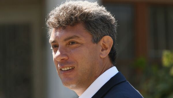 Немцов пришел в суд на рассмотрение иска Батуриной к нему