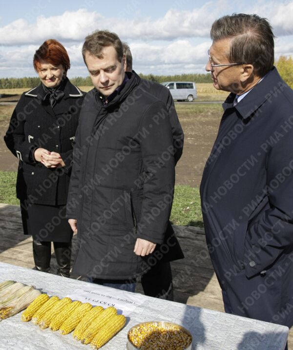 Президент России Дмитрий Медведев в Орловской области