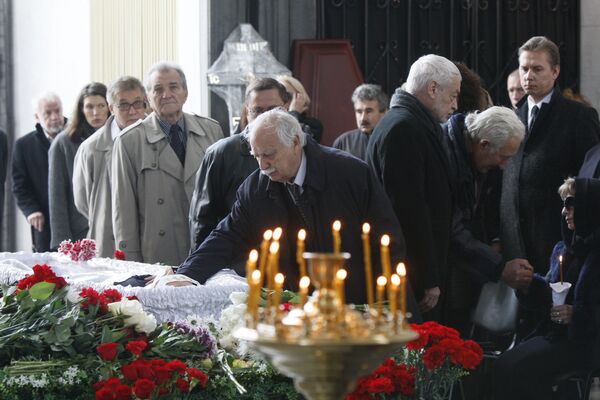 Похороны журналиста Игоря Голембиовского