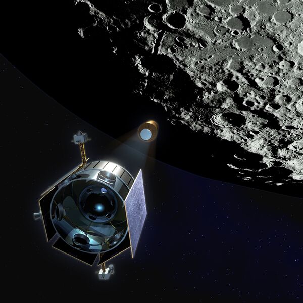 Космические аппараты LRO и LCROSS на пути к Луне