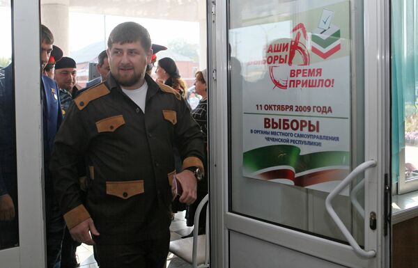 Рамзан Кадыров в селе Центарой перед голосованием на выборах