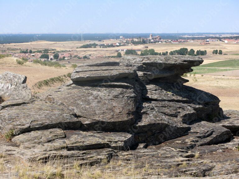 Петроглифы Доминго Гарсиа (Испания)  