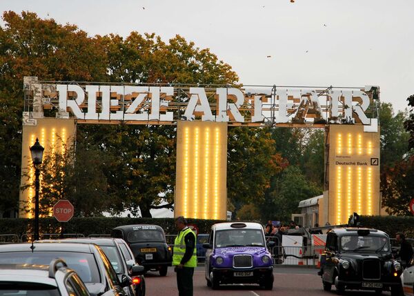 Ярмарка современного искусства Frieze, которая открылась в Лондоне