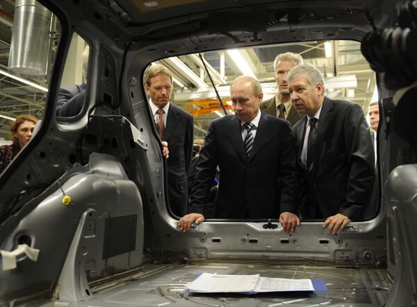 Премьер-министр РФ Владимир Путин посетил завод концерна Volkswagen в Калуге