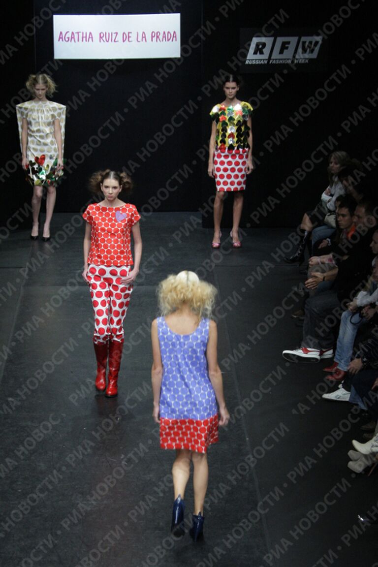 Показ коллекции Agatha Ruiz de la Prada в рамках Russian Fashion Week