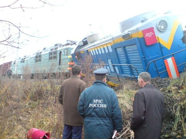 Столкновение маневрового тепловоза и товарного состава на транссибе