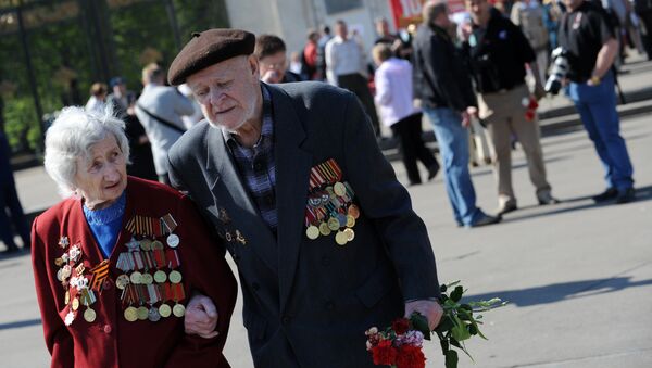 Ветераны ВОВ собрались 9 мая в Парке культуры им.Горького