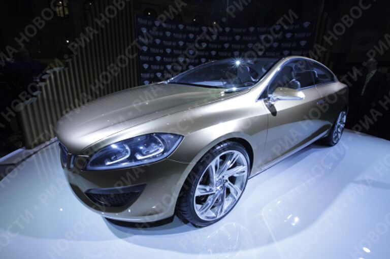 Презентация нового автомобиля Volvo S60 Concept в рамках Volvo-Недели моды в Москве