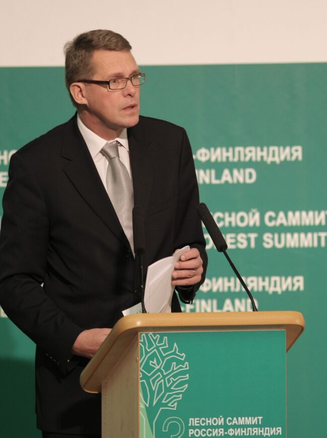 Премьер-министр Финляндии Матти Ванханен принял участие в работе российско-финляндского Лесного саммита