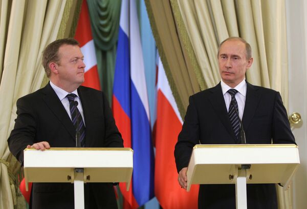 Совместная пресс-конференция глав правительств РФ и Дании Владимира Путина и Ларса Лекке Расмуссена