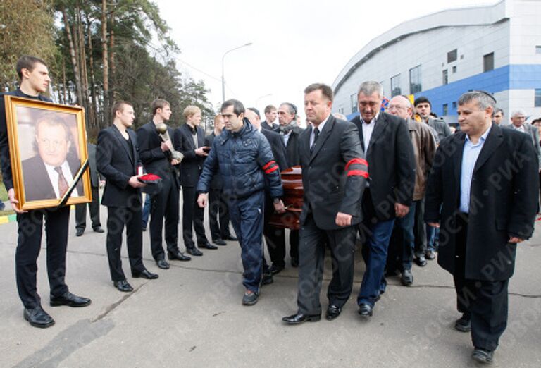 Прощание с Шабтаем Калмановичем в подмосквном Видном