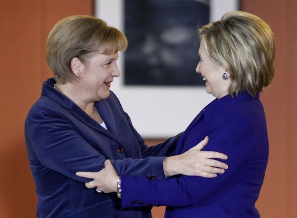 Госсекретарь США Хиллари Клинтон встретилась с германским канцлером Ангелой Меркель