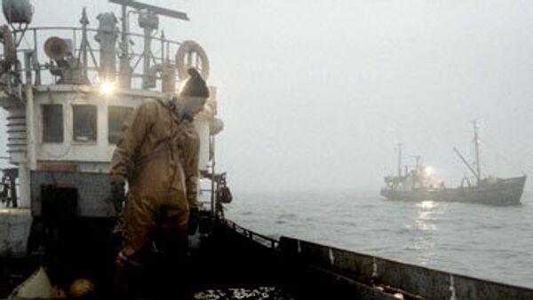 Капитан сахалинского судна подозревается в контрабанде рыбы в Японию