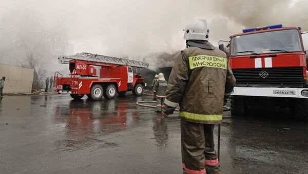 Пожару на юго-востоке Москвы присвоена повышенная категория сложности