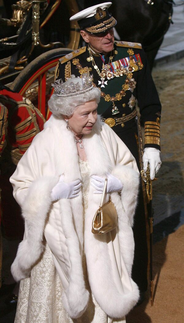 Её Величество Королева Елизавета II
