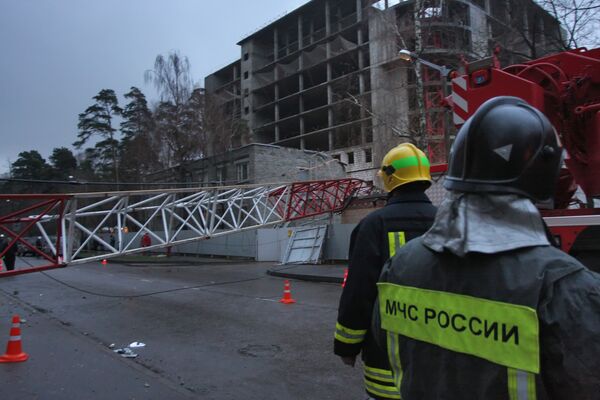 Лифт упал на рабочего с 24-го этажа на новостройке на востоке Москвы
