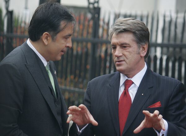 Президент Грузии Михаил Саакашвили и президент Украины Виктор Ющенко
