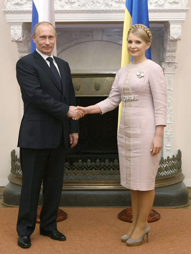 Премьер-министр РФ В.Путин встретился с Ю.Тимошенко в Ялте