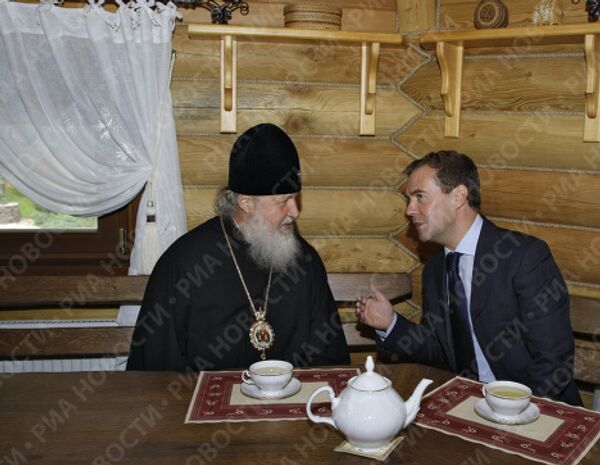 Президент РФ Д.Медведев провел встречу с Патриархом Московским и всея Руси Кириллом