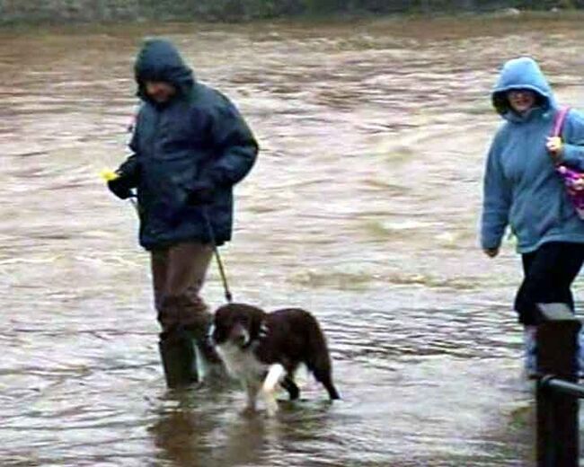 Потоп в Великобритании: королевство уходит под воду 