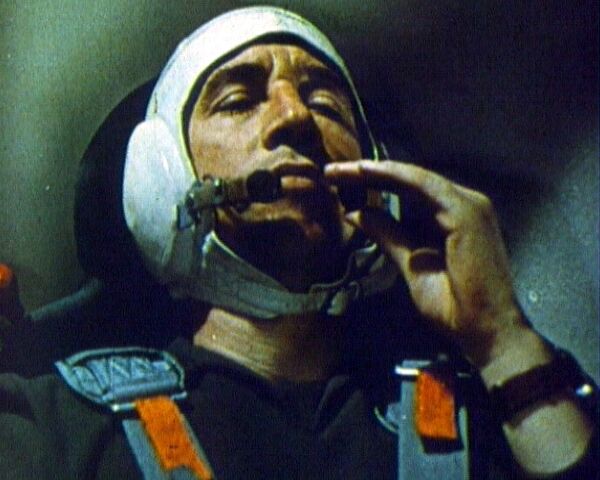 Феоктистов совершает полет на космическом корабле Восход, 1964 год