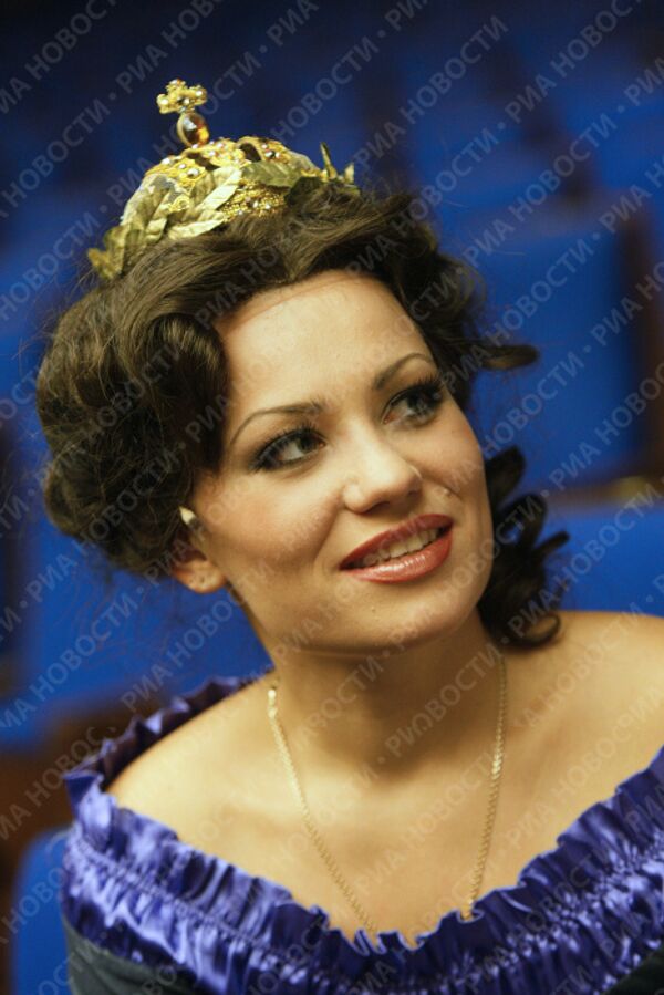 Майя Барковская - исполнительнипца роли молодой Екатерины II в опере Давида Тухманова Царица