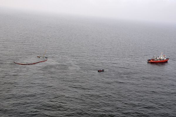 Сухогруз Берил после столкновения с судном Санта-Виктория затонул в Азовском море