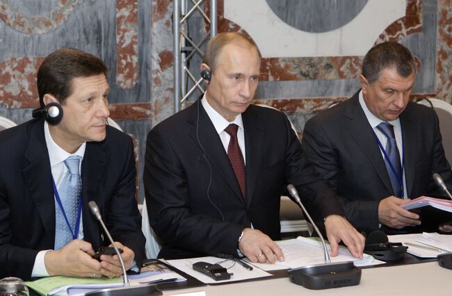Премьер-министр РФ Владимир Путин принял участие XIV заседании Российско-Французской комиссии