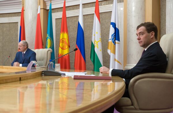 Президент РФ Дмитрий Медведев принял участие в заседании Межгосударственного совета ЕврАзЭС