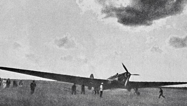 Самолет АНТ-25, на котором советские летчики Валерий Чкалов, Георгий Байдуков и Александр Беляков совершили перелет из Москвы в Северную Америку через Северный полюс