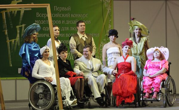 Первый всероссийский конкурс моделей одежды для людей с инвалидностью Особая мода