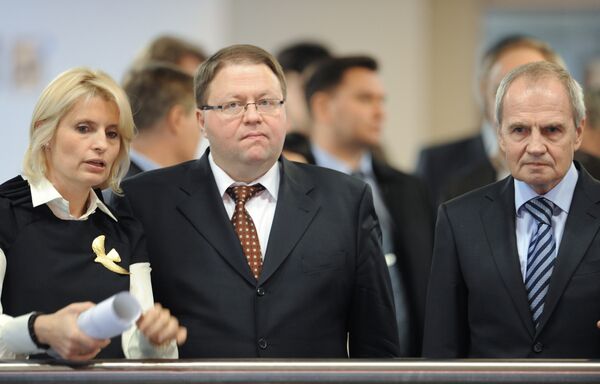 С.Миронюк, А.Иванов и В.Зорькин перед началом пресс-конференции в РИА Новости