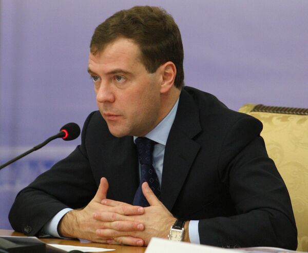 Медведев надеется на координацию РФ и Белоруссии во внешней политике