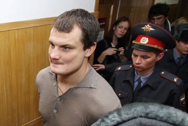 Боксер Романчук, осужденный за убийство, освобожден в зале суда