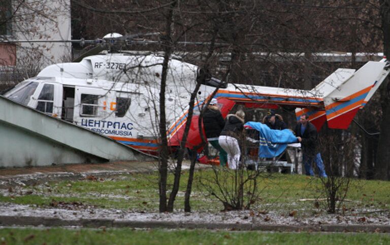 Пострадавшие при пожаре в пермском клубе доставлены на вертолете в городскую клиническую больницу № 36 в Москве