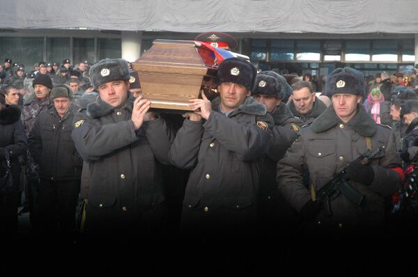 Похороны застреленных в Барнауле милиционеров
