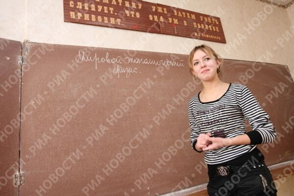 Школьница из Сибири Таня Копнинская, которая задала вопрос премьер-министру В.Путину во время Прямой линии
