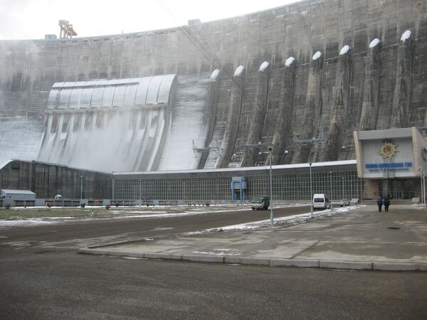 Эксперты изучают прочность и устойчивость плотины Саяно-Шушенской ГЭС