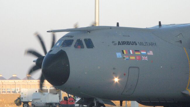 Лайнер Airbus A400M. Архивное фото