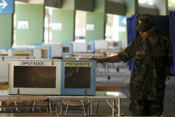 Президентские и парламентские выборы проходят в Чили