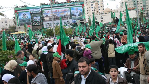Движение ХАМАС отметило 22-летие многотысячным митингом в Газе