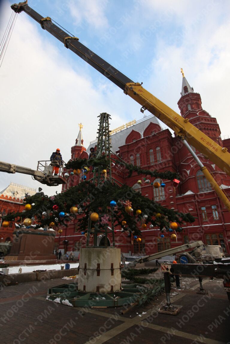 В столице идет подготовка к празднованию Нового года