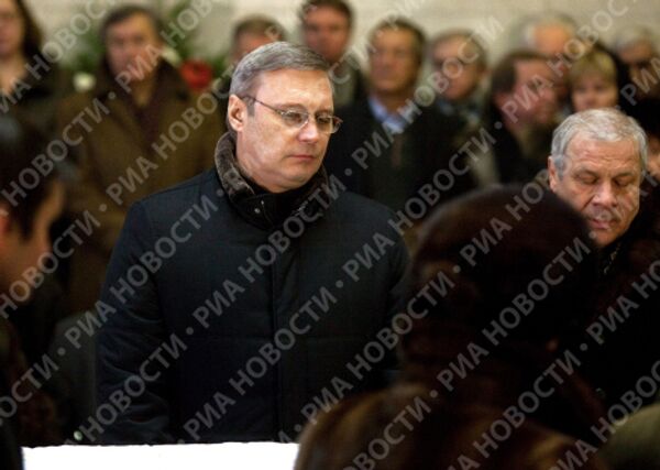 Церемония прощания с политиком и экономистом Егором Гайдаром в Центральной клинической больнице