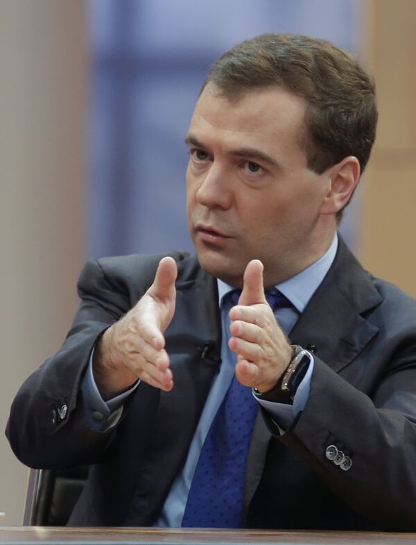 Медведев требует от госкомпаний развивать прорывные технологии