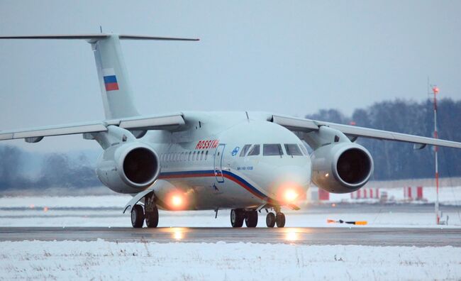 Реактивный самолет Ан-148. Архив