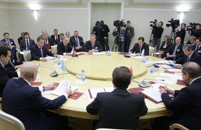 Заседание Высшего органа Таможенного союза России, Белоруссии и Казахстана на уровне глав правительств
