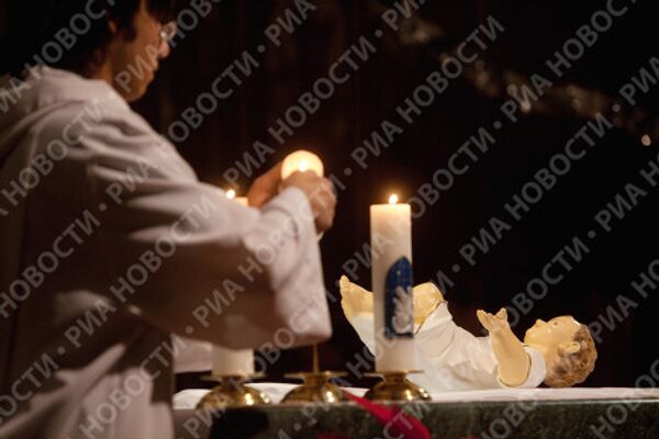 Ночное богослужение в Римско-католическом кафедральном соборе Непорочного Зачатия Пресвятой Девы Марии