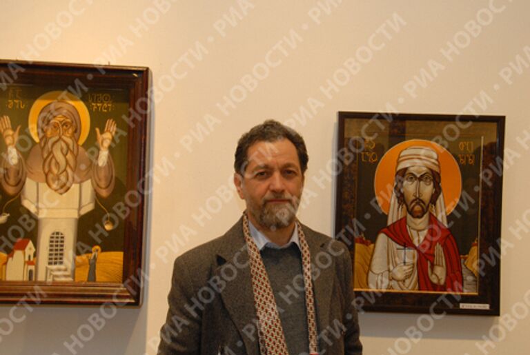 В Тбилиси открылась уникальная выставка шитых икон