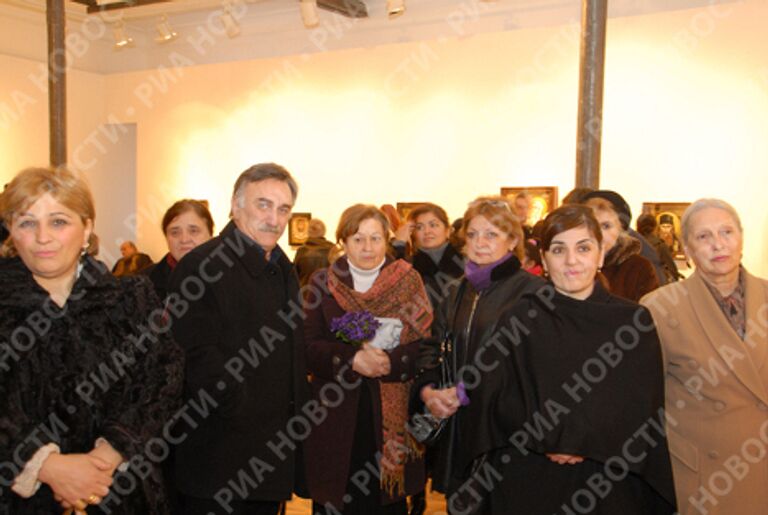В Тбилиси открылась уникальная выставка шитых икон