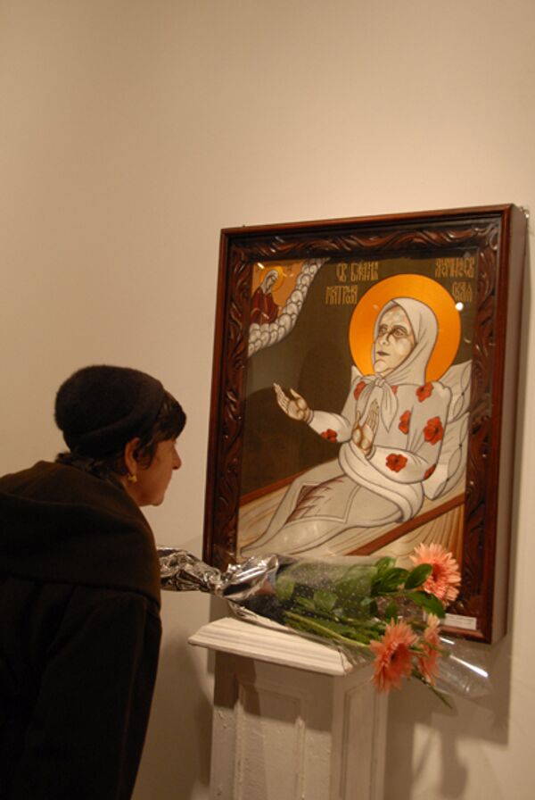 матрона чудотворица икона. икона блаженной матроны московской. икона слепая матрона. святая блаженная матрона московская в живописи. матрона московская ико.